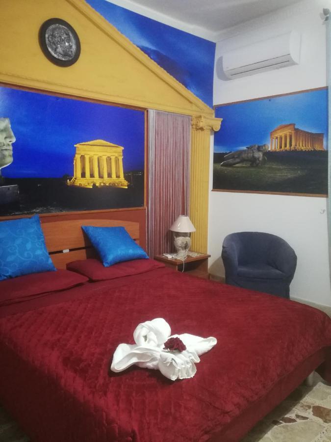 Vigata House Lägenhet Porto Empedocle Exteriör bild