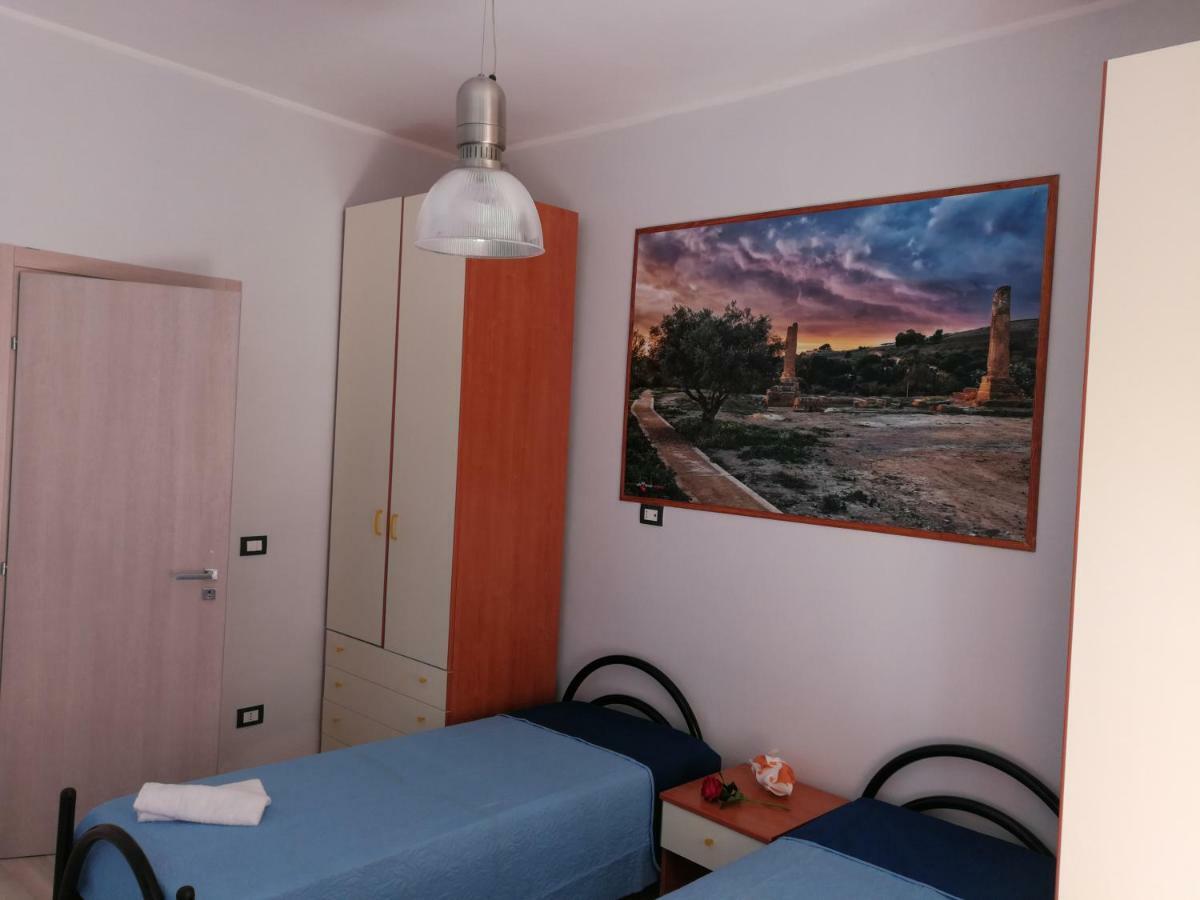 Vigata House Lägenhet Porto Empedocle Exteriör bild