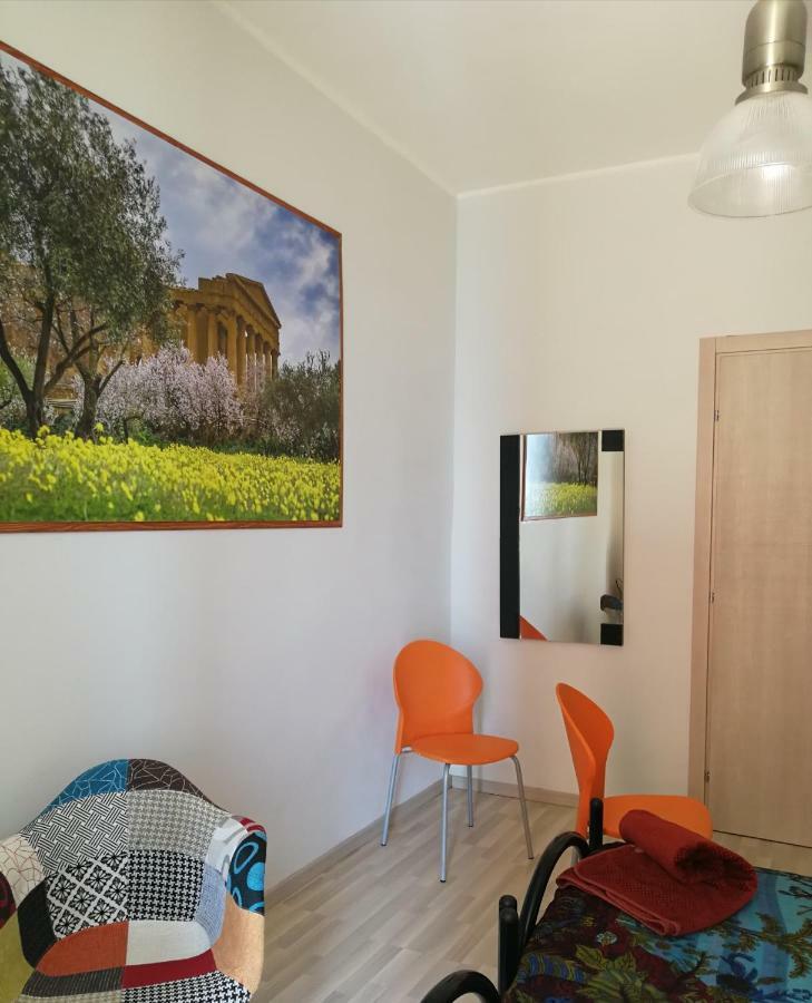 Vigata House Lägenhet Porto Empedocle Exteriör bild